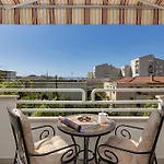 Joy Apartment Makarska